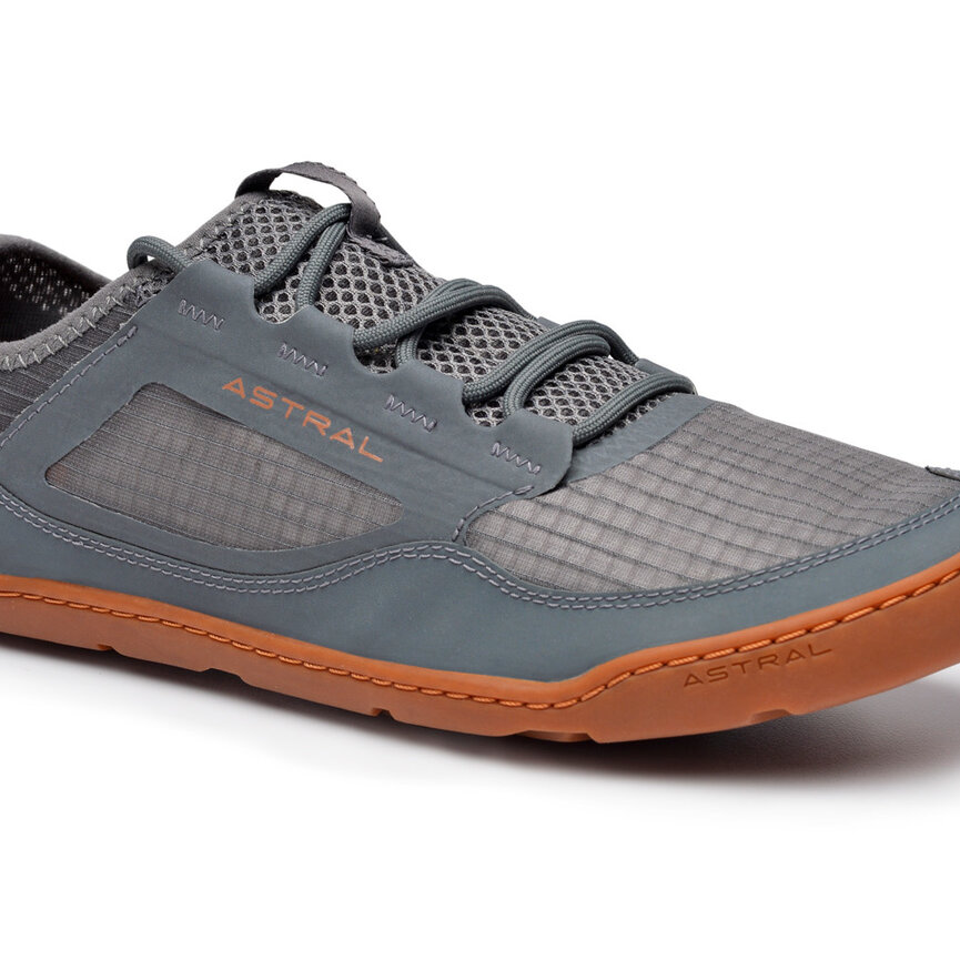 Loyak AC M's **Closeout**