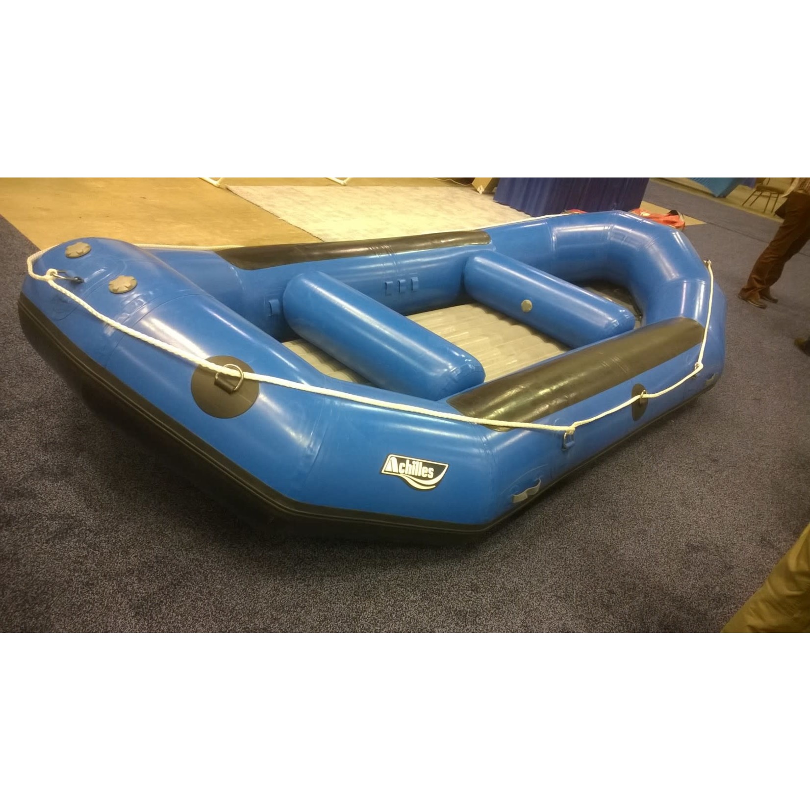 Achilles Achilles RV-140 Self Bailing Raft