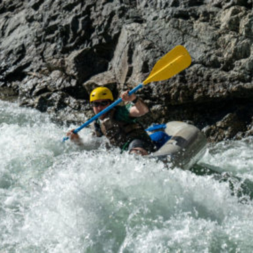 Vanguard 1-Person Self Bailing Kayak