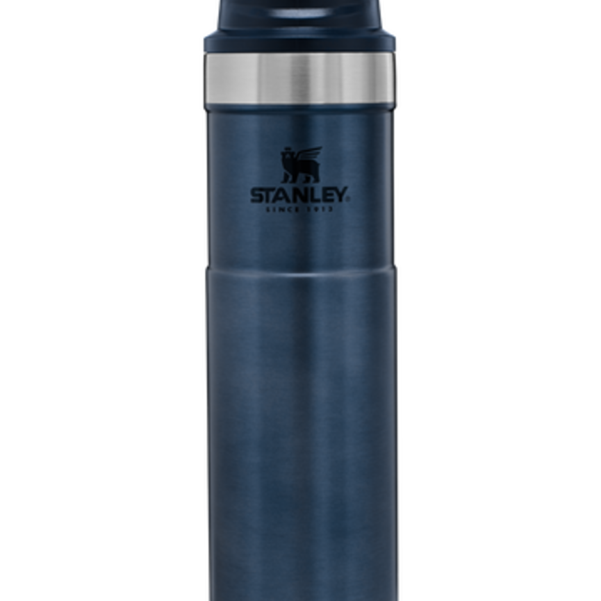 Stanley Classic Trigger-Action Travel Mug 20 OZ