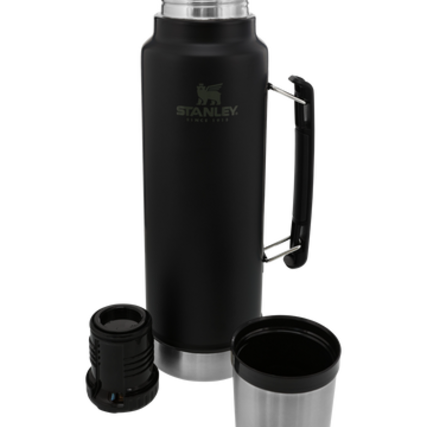 Stanley Classic Legendary Bottle 1.5 QT Standard