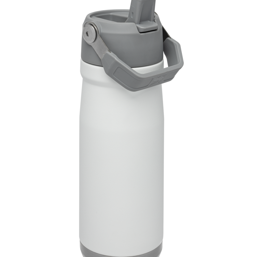 Stanley The Iceflow Flip Straw Bottle 22OZ