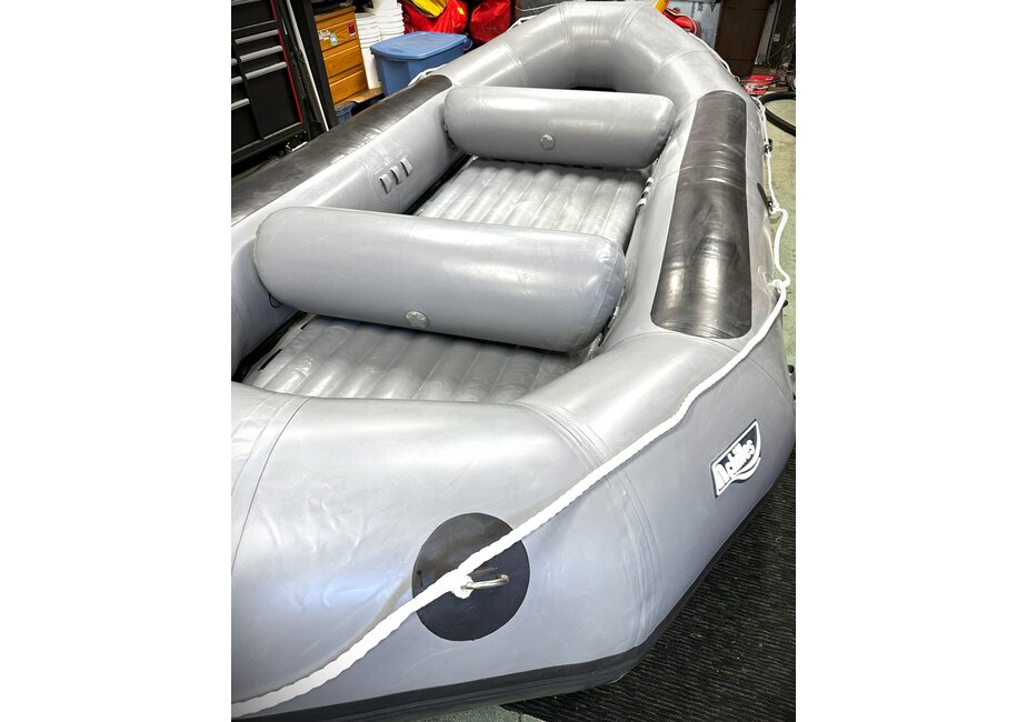 Achilles RV-156 Self Bailing Raft