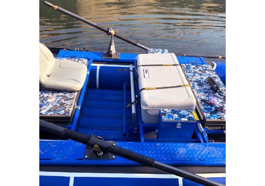 UWG Custom Dry Box and Cooler Seat Traction Deck Padz