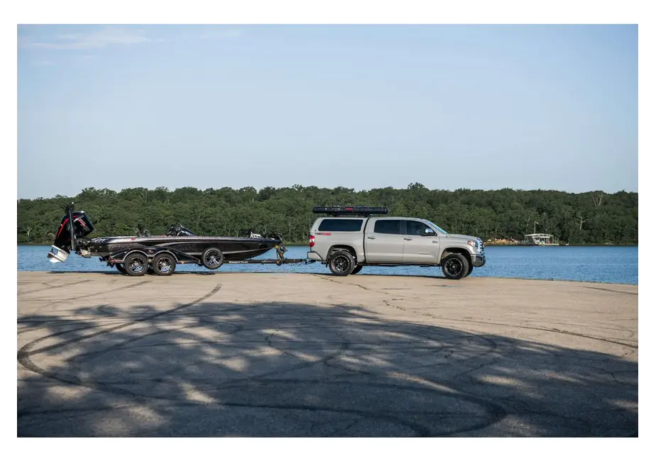 Yakima TopWater Rooftop Fishing Rod Box