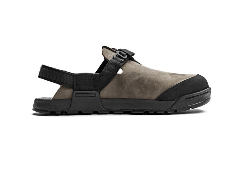 Bedrock Mountain Clog - Nubuck Leather (Driftwood)
