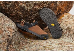 Bedrock Mountain Clog - Leather Suede (Ponderosa Brown)