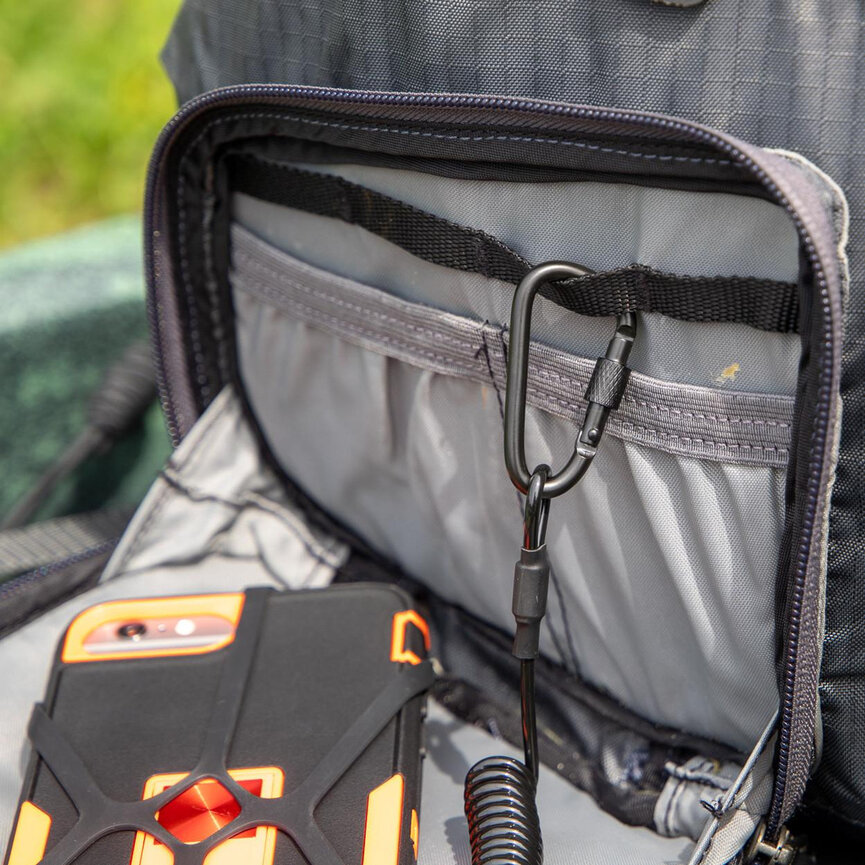 YakAttack Universal Smartphone Harness with Tether