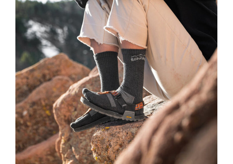 Bedrock Crew Performance Split-Toe Socks (Granite)