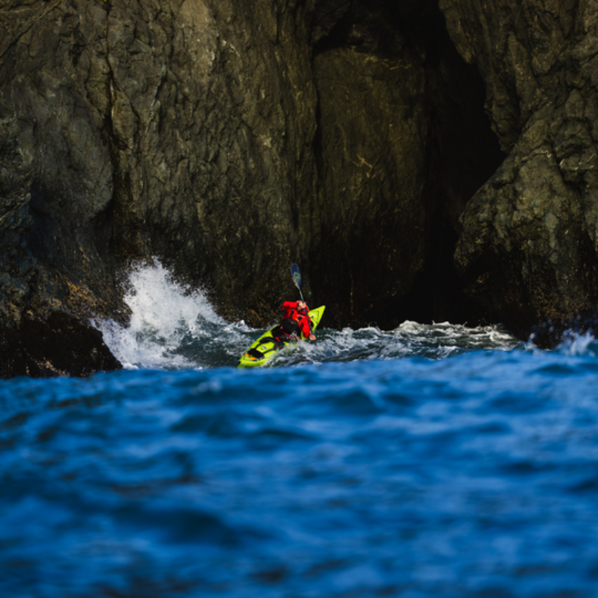 Aqua Bound Ultralight Tetra 2-Piece Posi-Lok Kayak Paddle