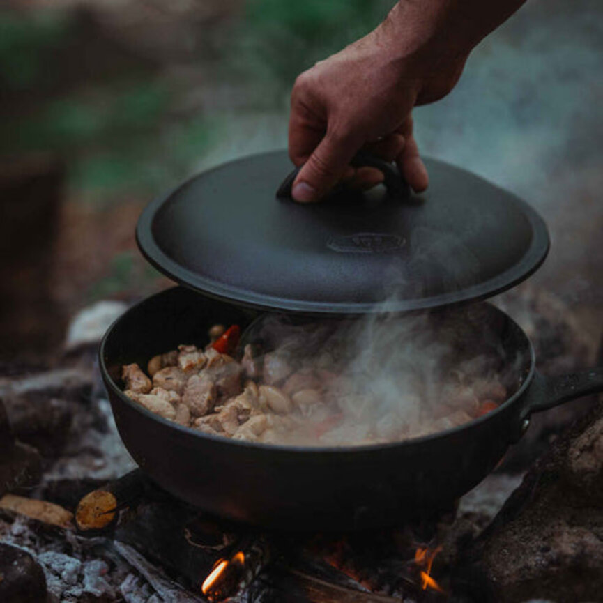 GSI Guidecast 10" Cast Iron Cookset