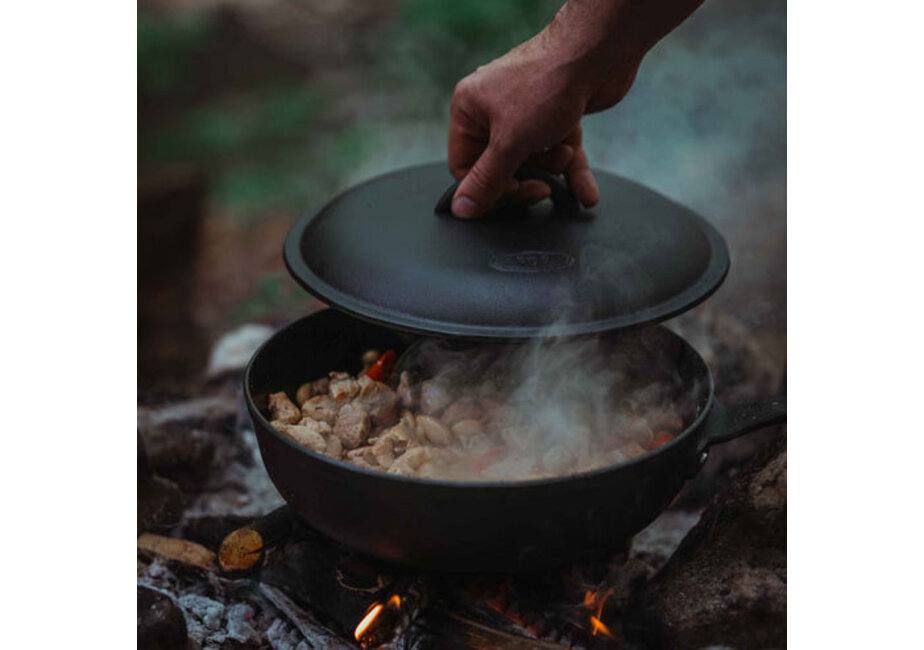 GSI Guidecast 10" Cast Iron Cookset