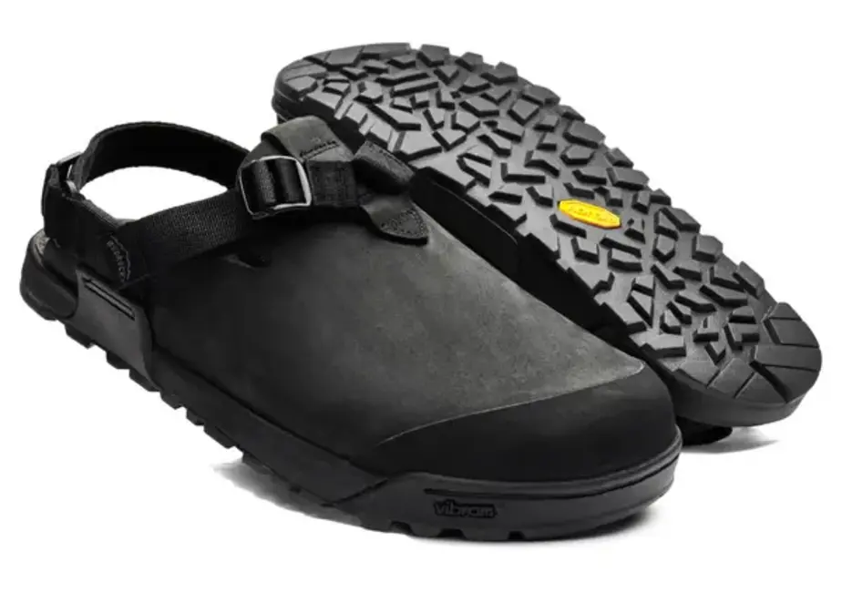 Mountain Clog - Nubuck Leather (Obsidian Dark Gray)