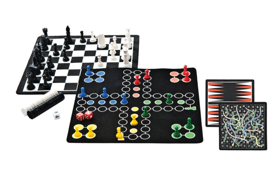 Backpack 5 in 1 Magnetic Game Set