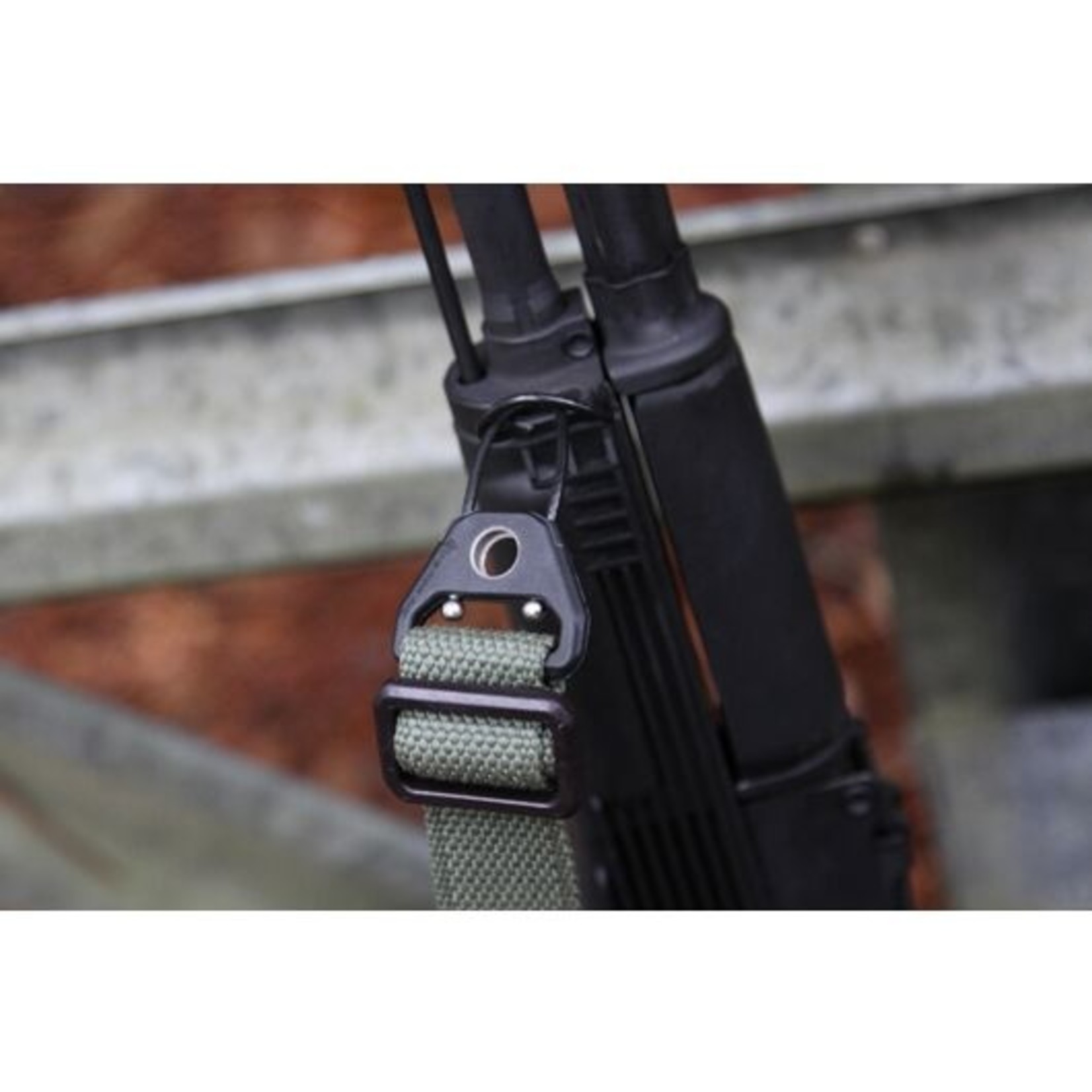 BLUE FORCE GEAR MOLDED UNIVERSAL WIRE LOOP WITH QD SOCKET