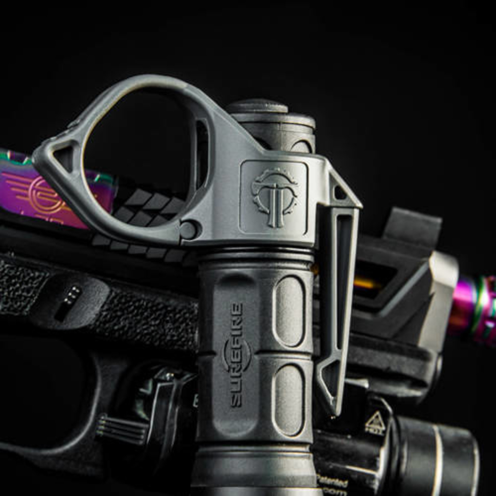THYRM SWITCHBACK 2.0 LARGE FLASHLIGHT RING