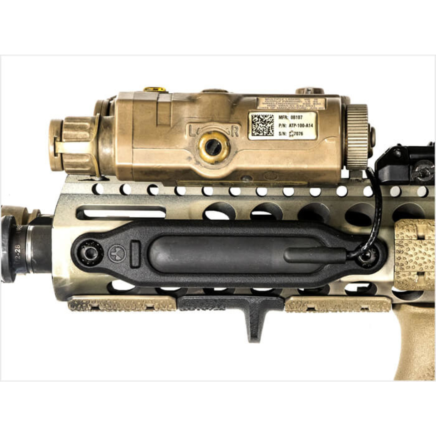 MAGPUL M-LOK TAPE SWITCH MOUNTING PLATE - INSIGHT PEQ