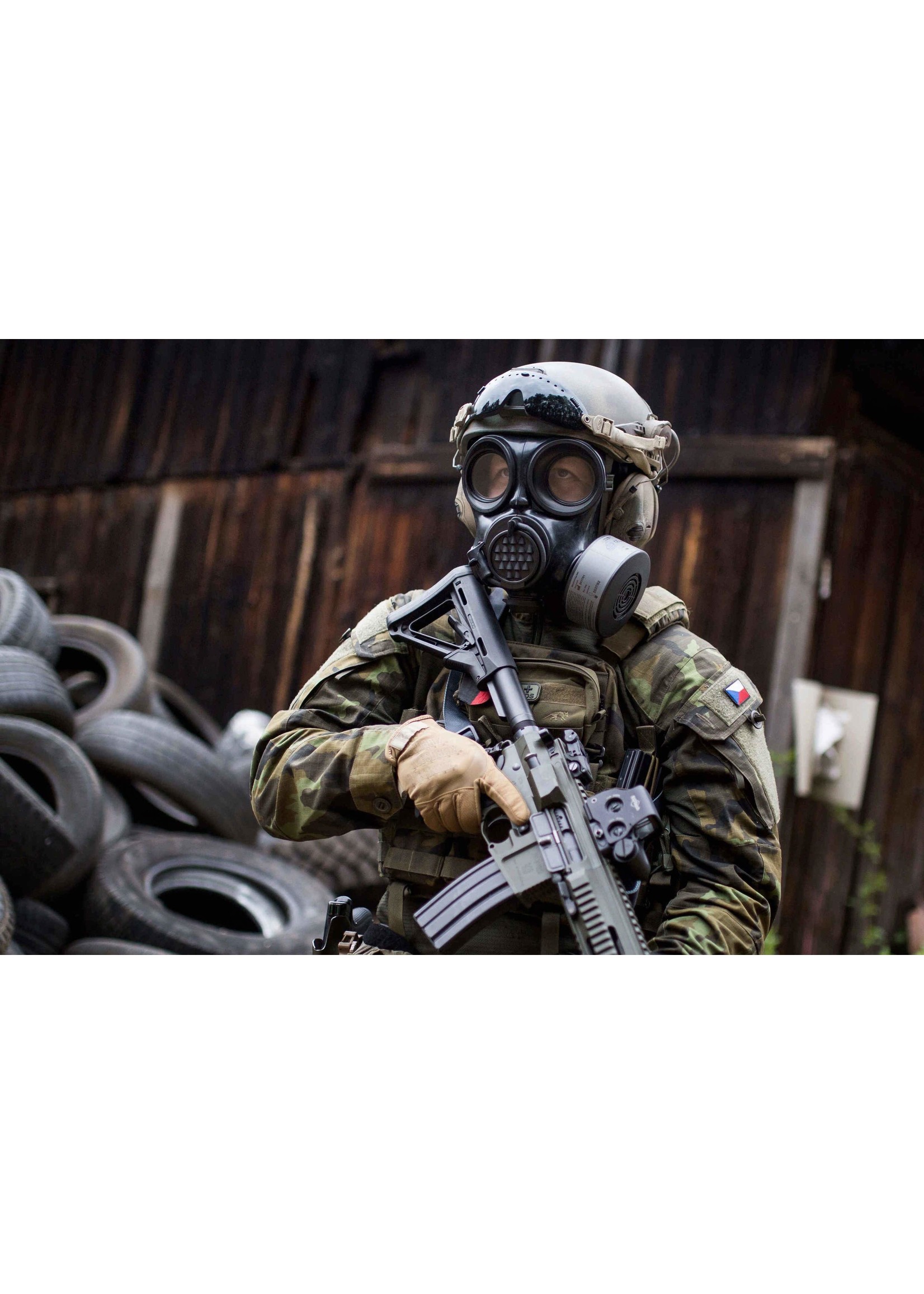 MIRA SAFETY CM-7M MILITARY GAS MASK - CBRN PROTECTION