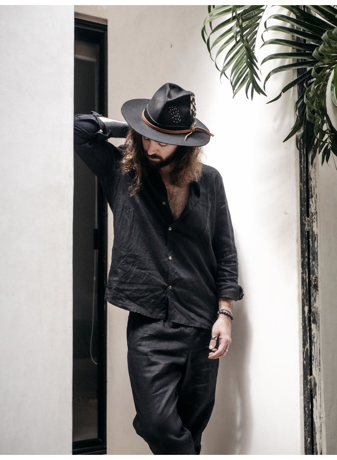 Long  Sleeve Linen Shirt in Black