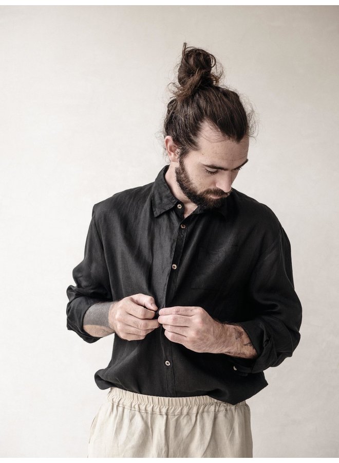 Long  Sleeve Linen Shirt in Black