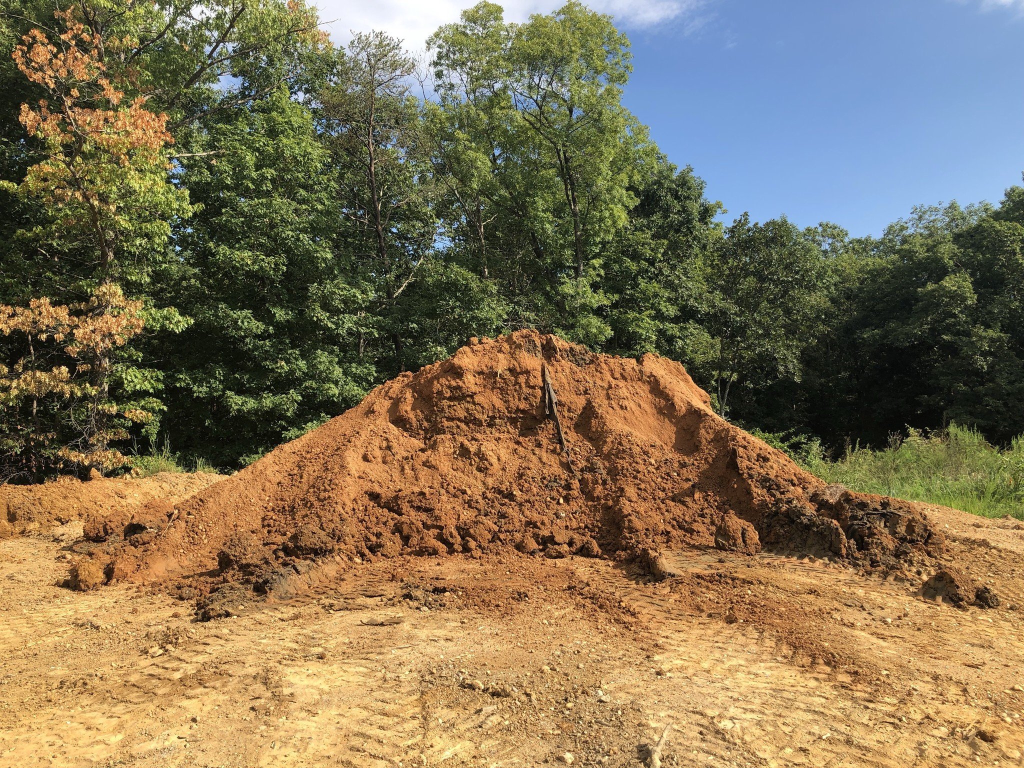 1 Yard Compactable Fill Dirt - Acors Topsoil and Mulch