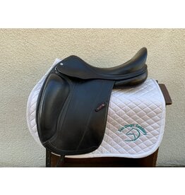 Equipe Karina Dressage 17.5" Seat, MW tree, Monoflap