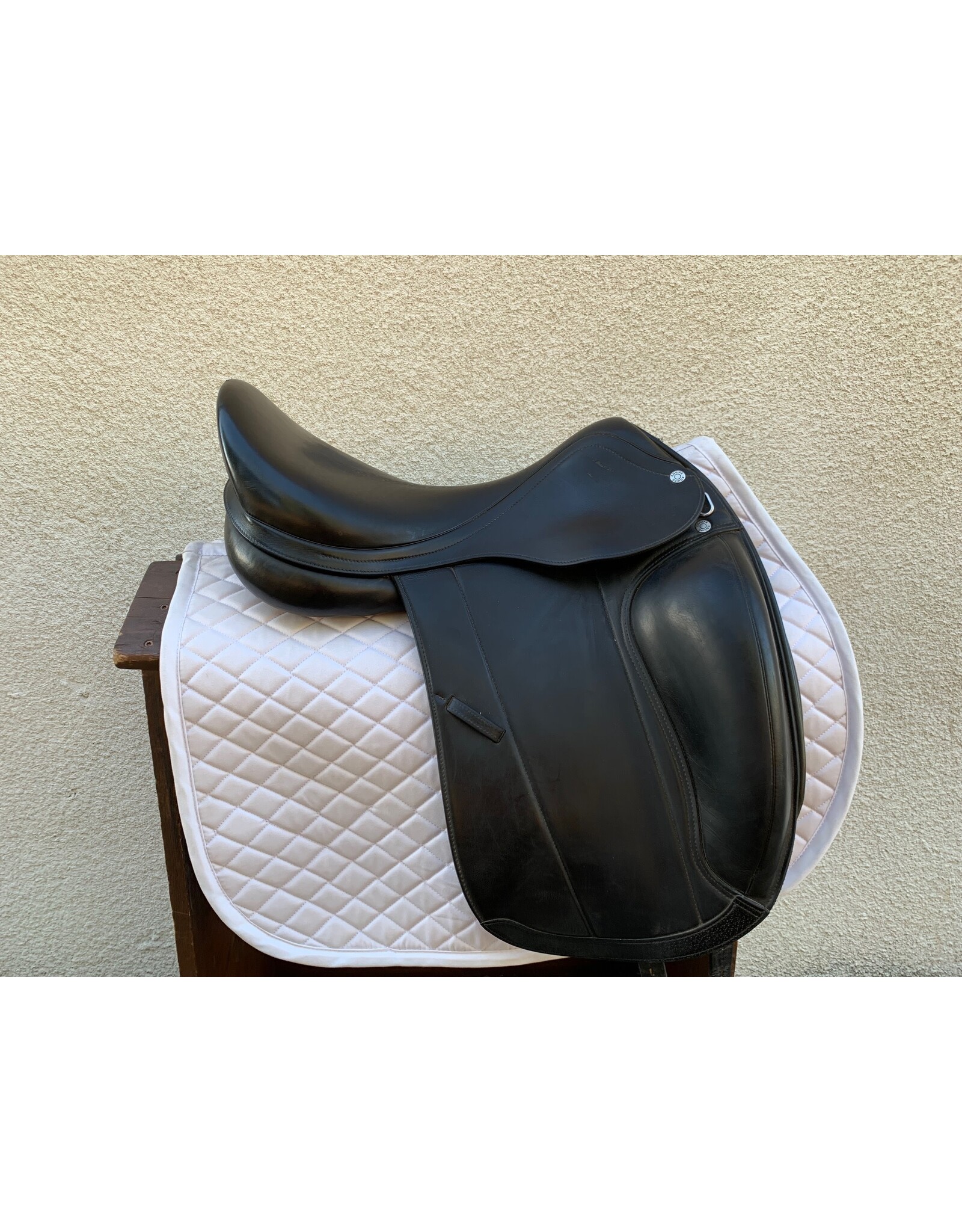 Equipe Karina Dressage 17.5" Seat, MW tree, Monoflap