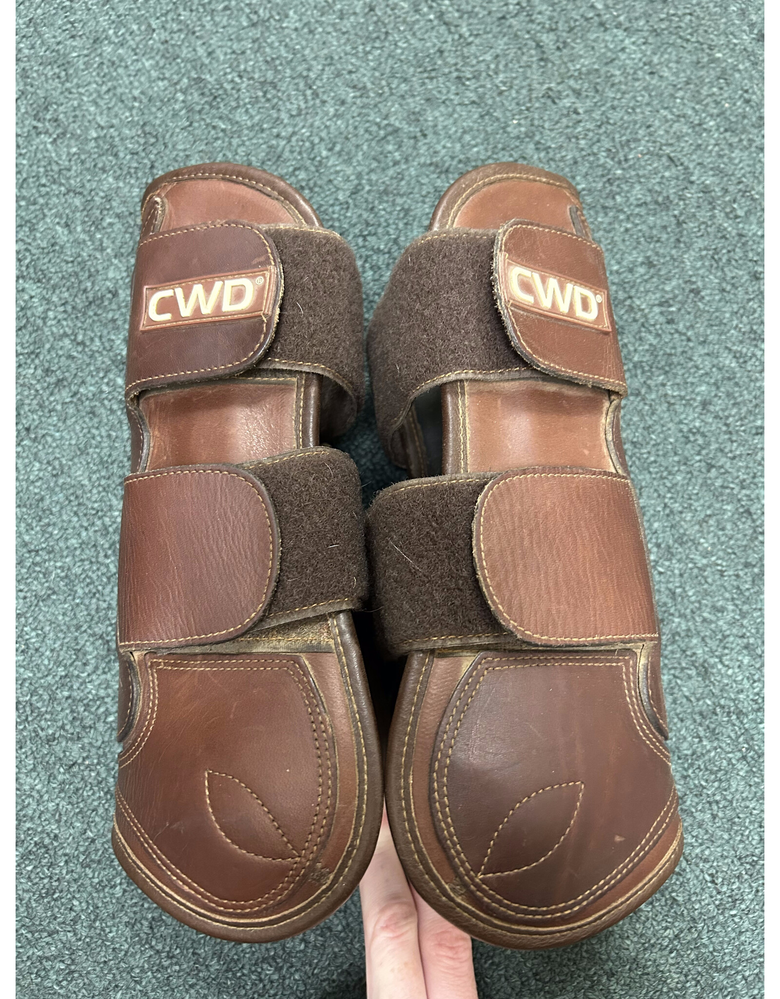 CWD Leather Open Front Boots w/ Velcro Size 3