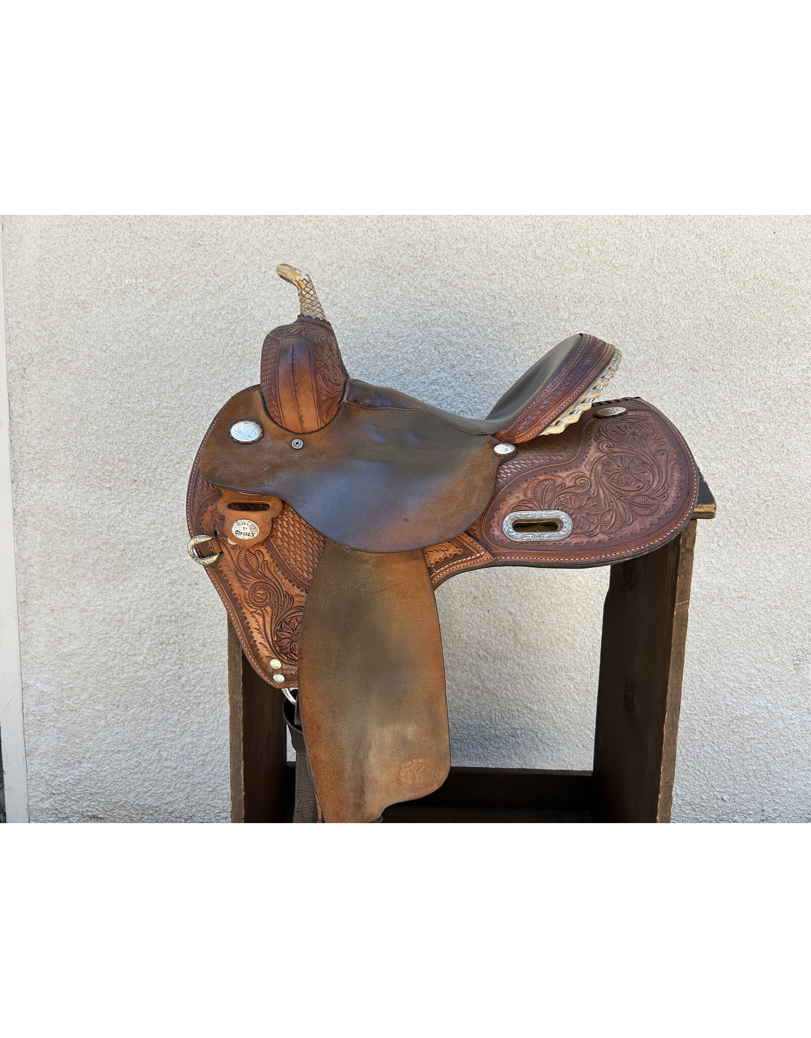 Circle Y Flex-Lite Barrel Saddle 14" Regular Tree