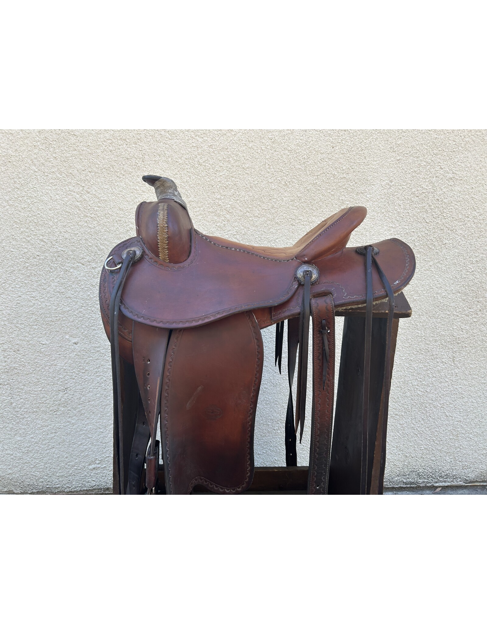 Roper Gary McClintock Saddle 15.5" wide tree