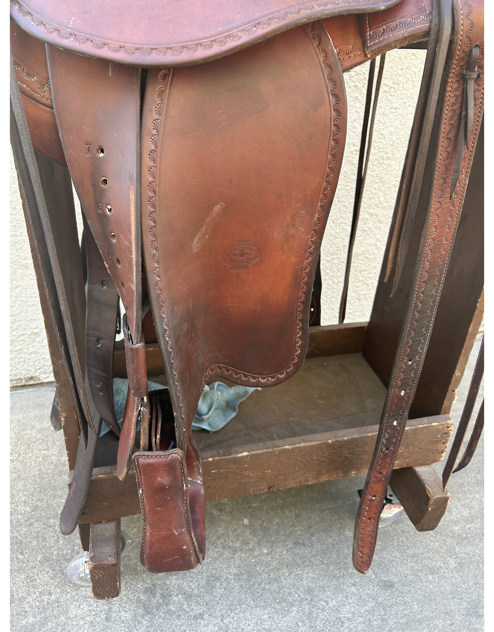 Roper Gary McClintock Saddle 15.5" wide tree
