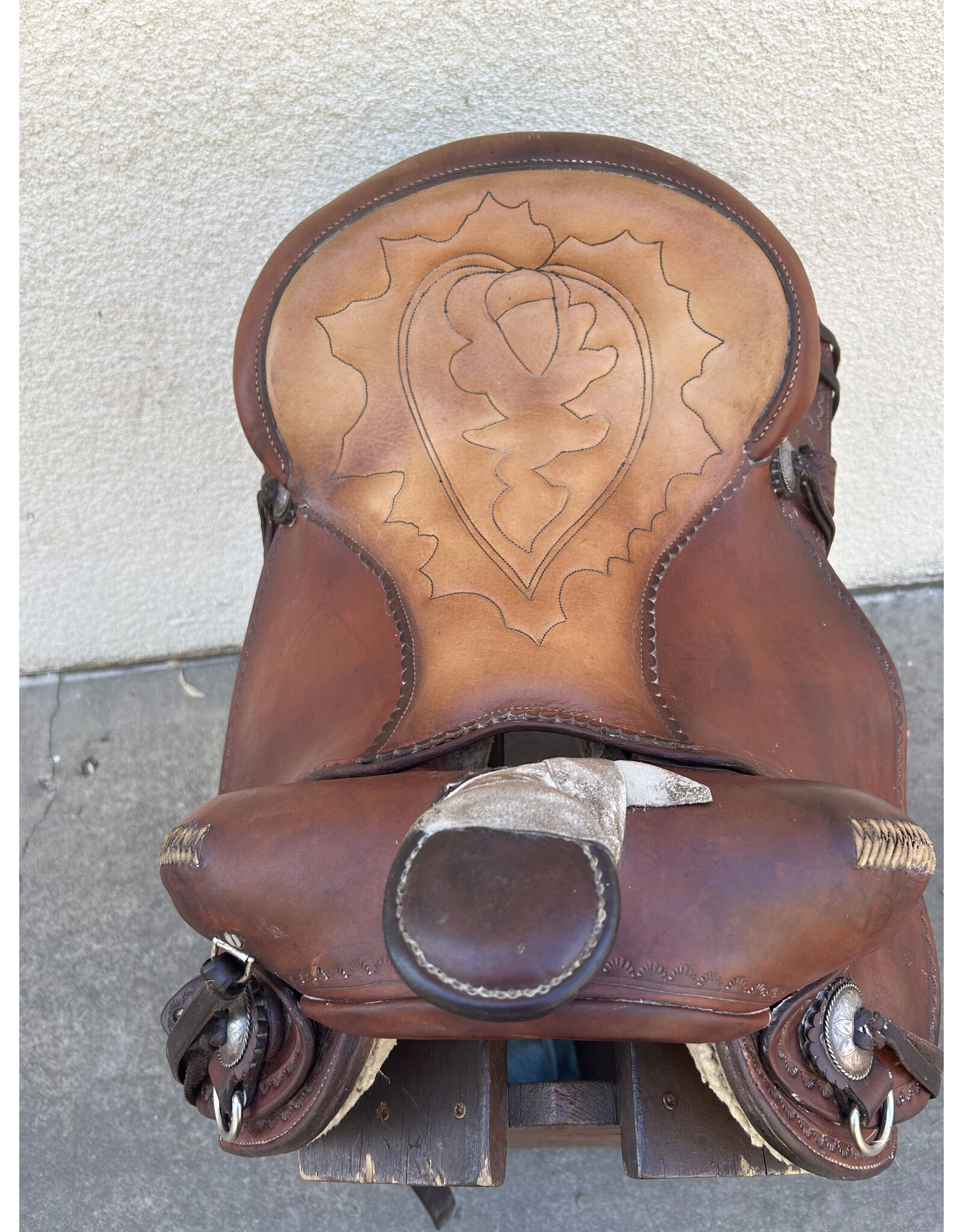 Roper Gary McClintock Saddle 15.5" wide tree