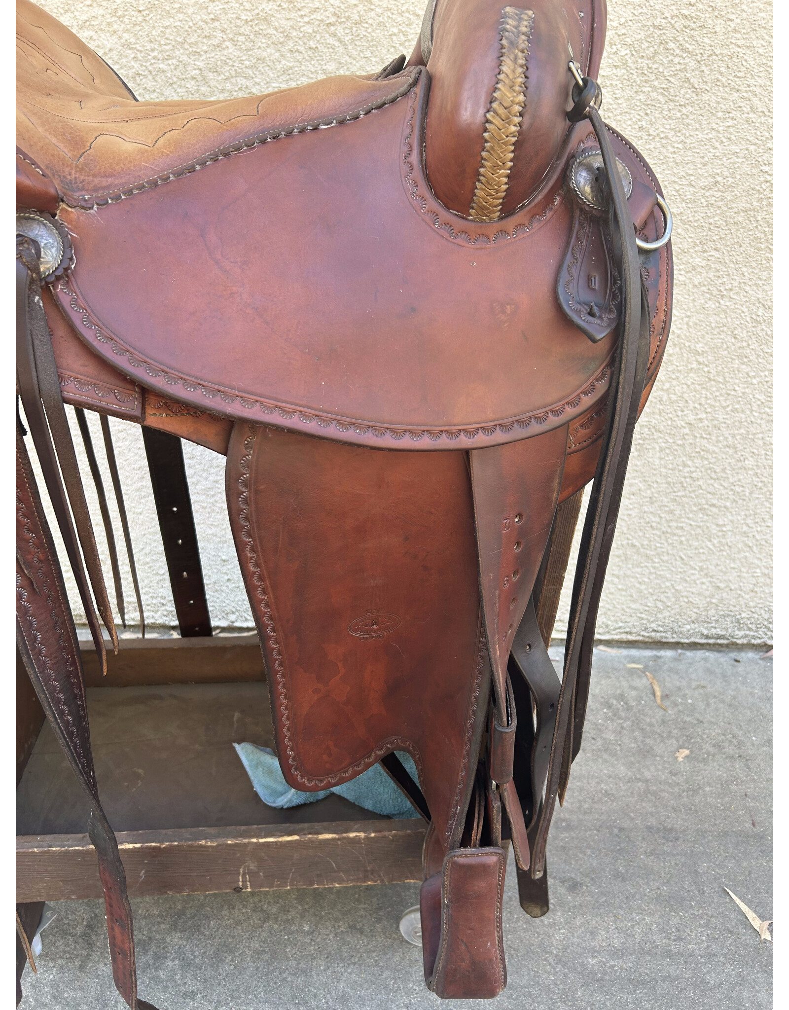Roper Gary McClintock Saddle 15.5" wide tree