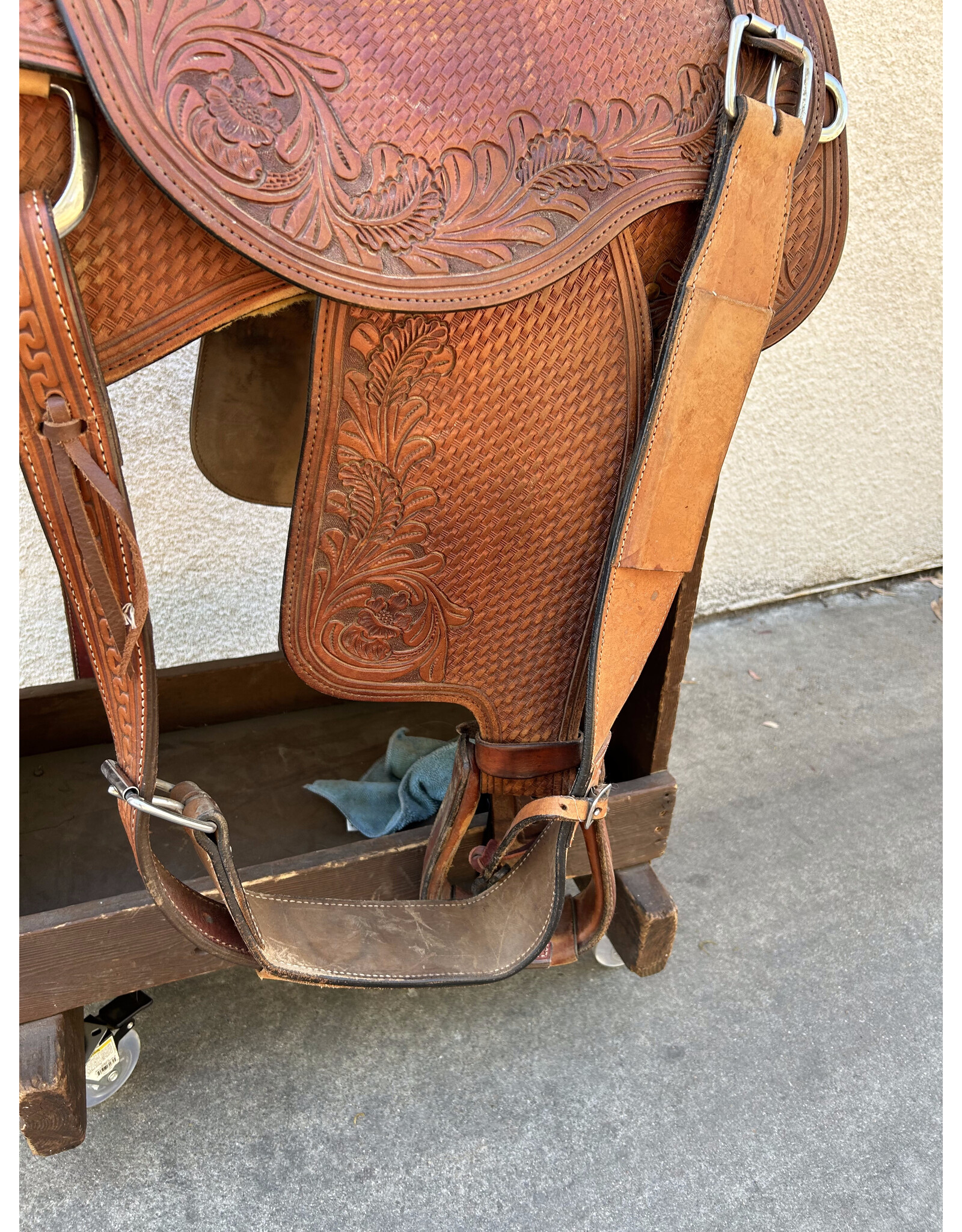 Dale Chavez Reining Saddle 16.5" Seat, 7" Gullet