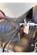 Tucker Vista Endurance Saddle 17.5" Medium Tree with Matching Breastcollar