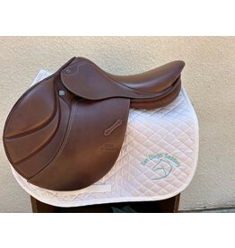 Stubben Portos S Deluxe Saddle 17.5" 30 Tree (medium)