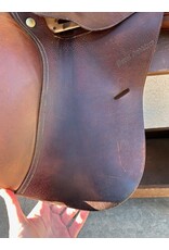 Beval Jump Saddle 17" Seat, 4" Gullet
