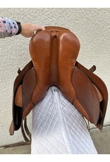Barnsby Jump Saddle 16" Seat #4 Wide Tree