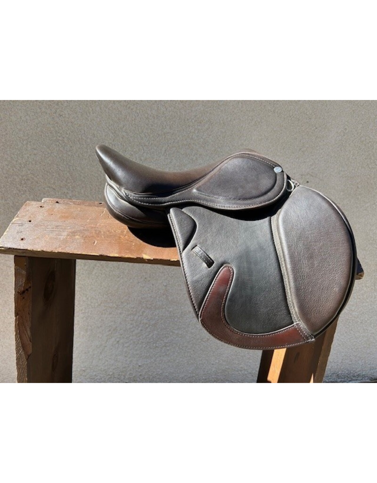 Royal Heritage Pony Jump Saddle 14" Interchangable Gullet