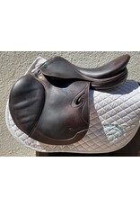 Prestige Passion Jump Saddle 17" 32 Tree (medium-wide)