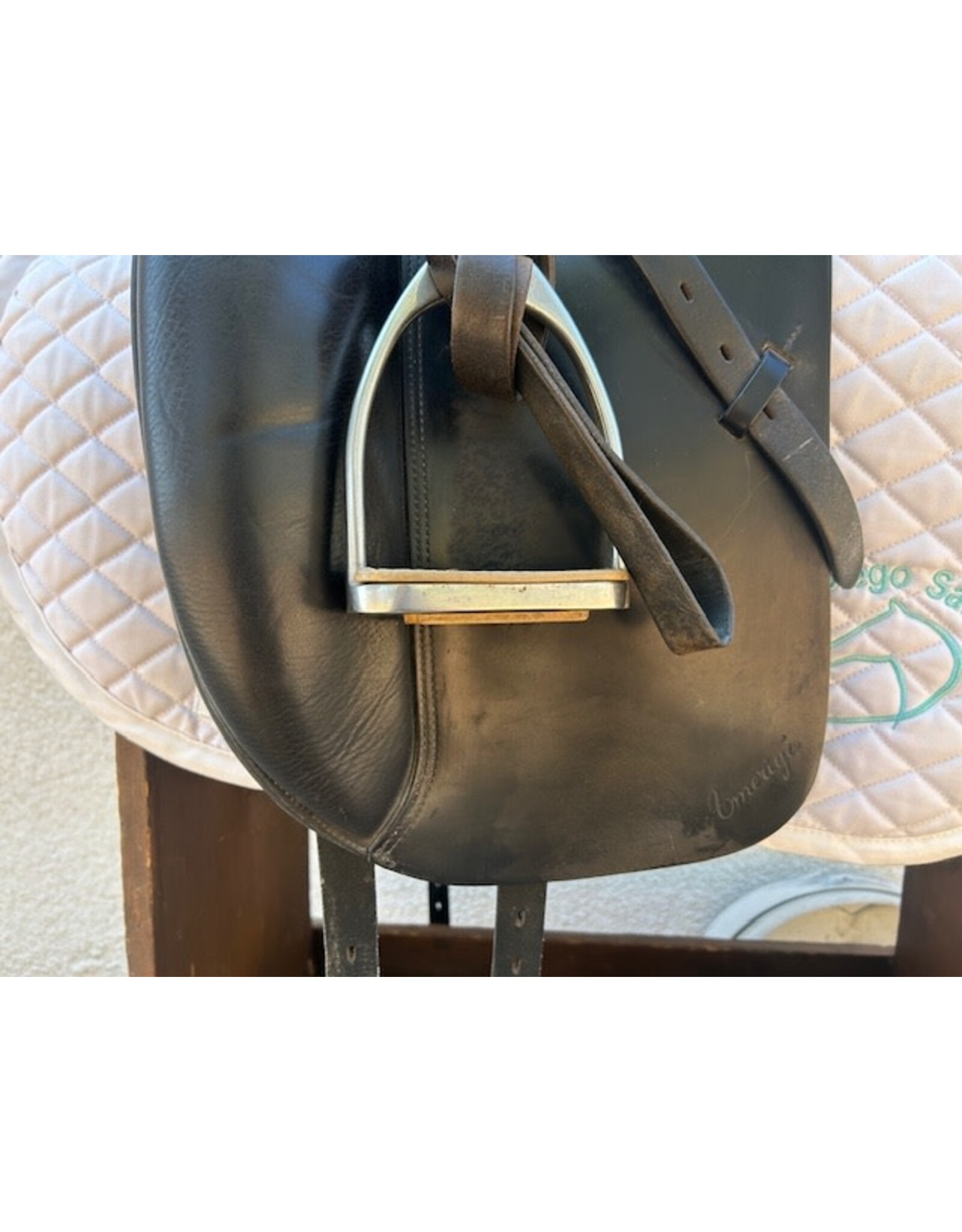 Amerigo Dressage Saddle 17.5" Wide Tree