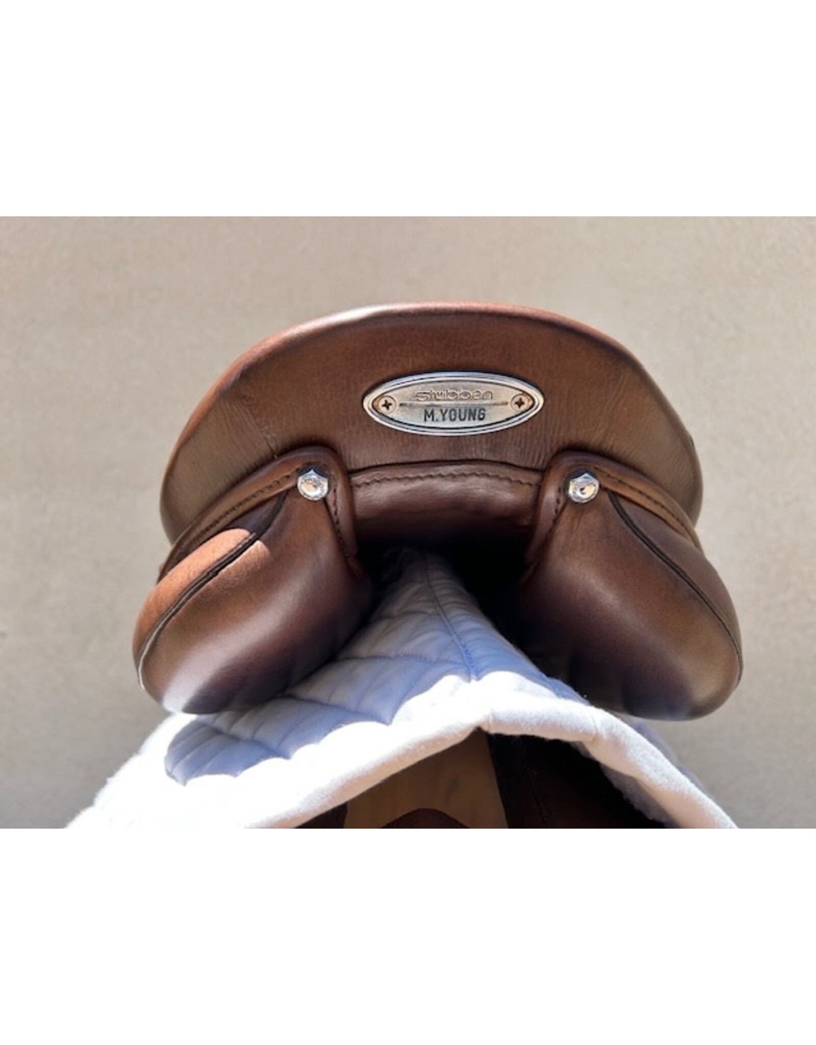 Stubben Zaria EX Deluxe 2013 18" Seat, 27 (Narrow-Medium Narrow) tree