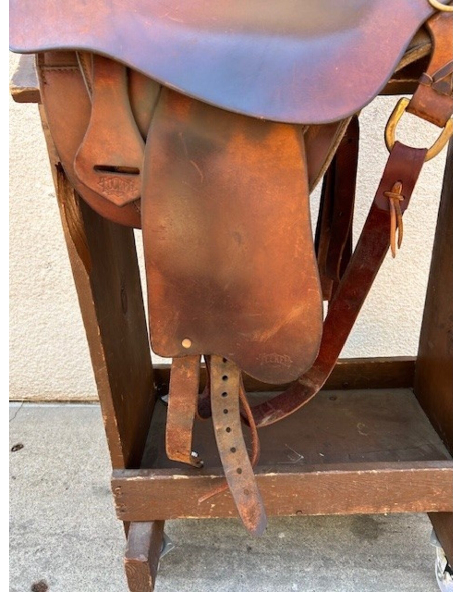 Tucker Trail Saddle 15.5" Seat 5.5" Gullet