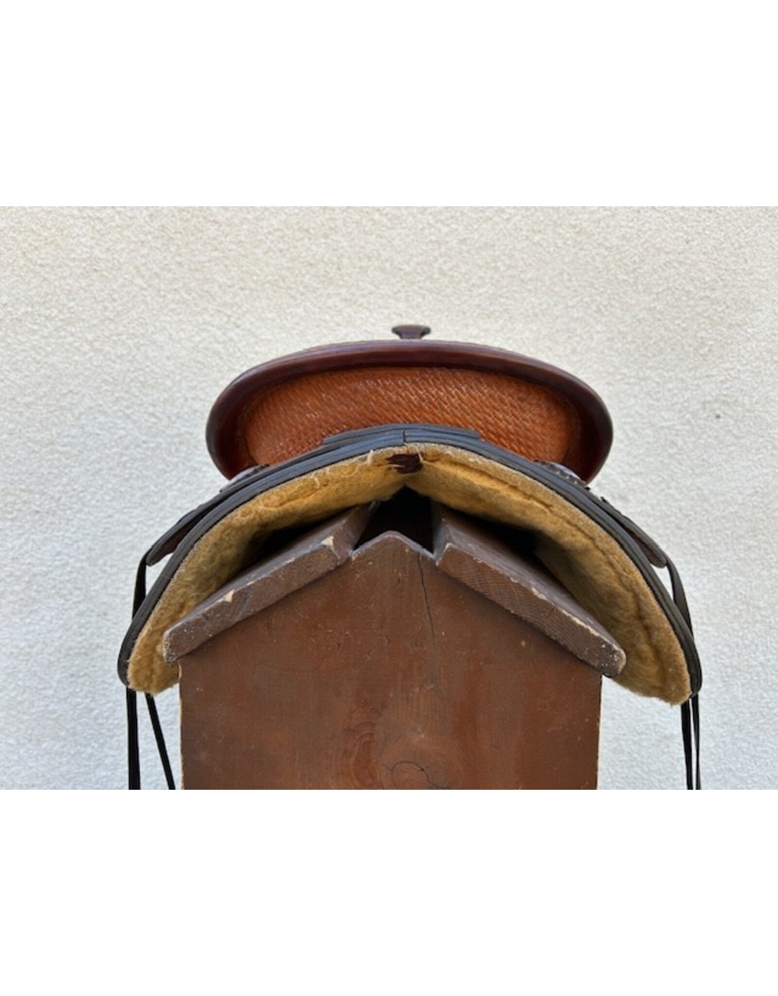 Crates Reining Saddle 16" Seat, 8" Gullet