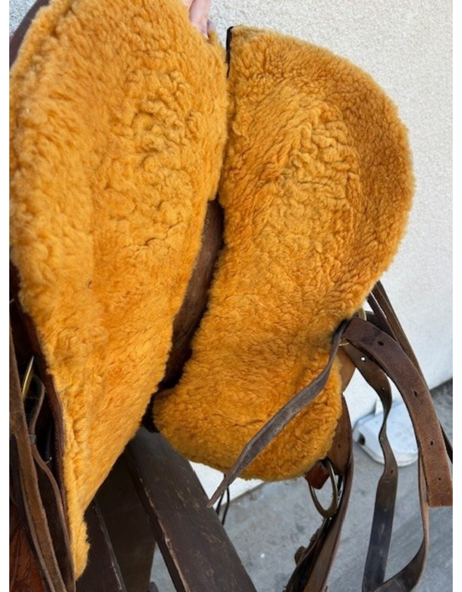 JJ Maxwell Saddle 16" Seat 7" Gullet