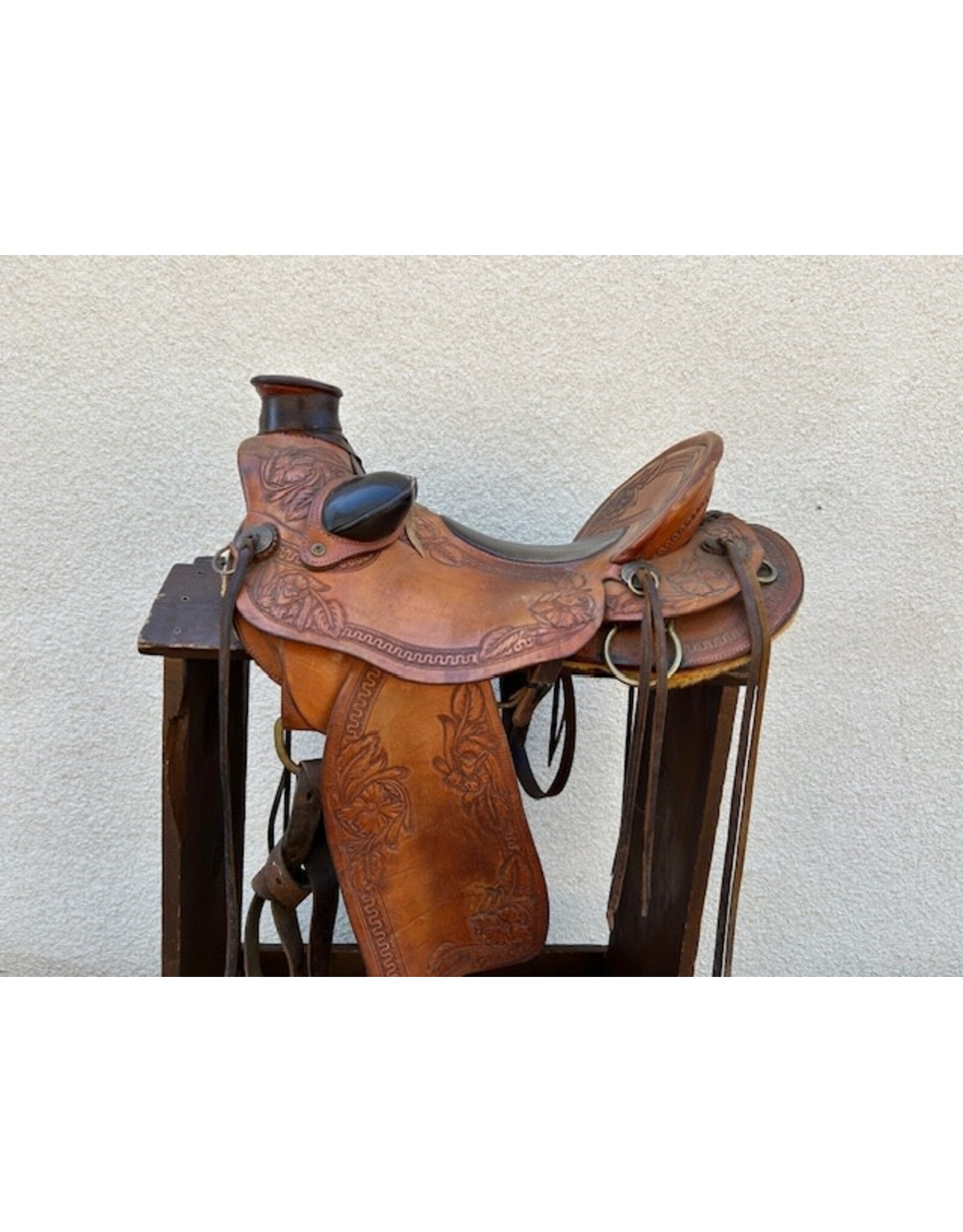 JJ Maxwell Saddle 16" Seat 7" Gullet