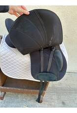 Wintec Lite 17" Seat Black Gullet Plate (Medium)