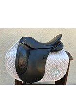 Superior Dressage Saddle 18" Seat, 5.5" Gullet