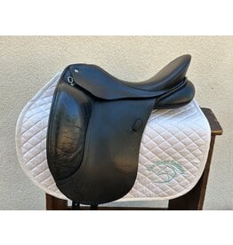Superior Dressage Saddle 18" Seat, 5.5" Gullet