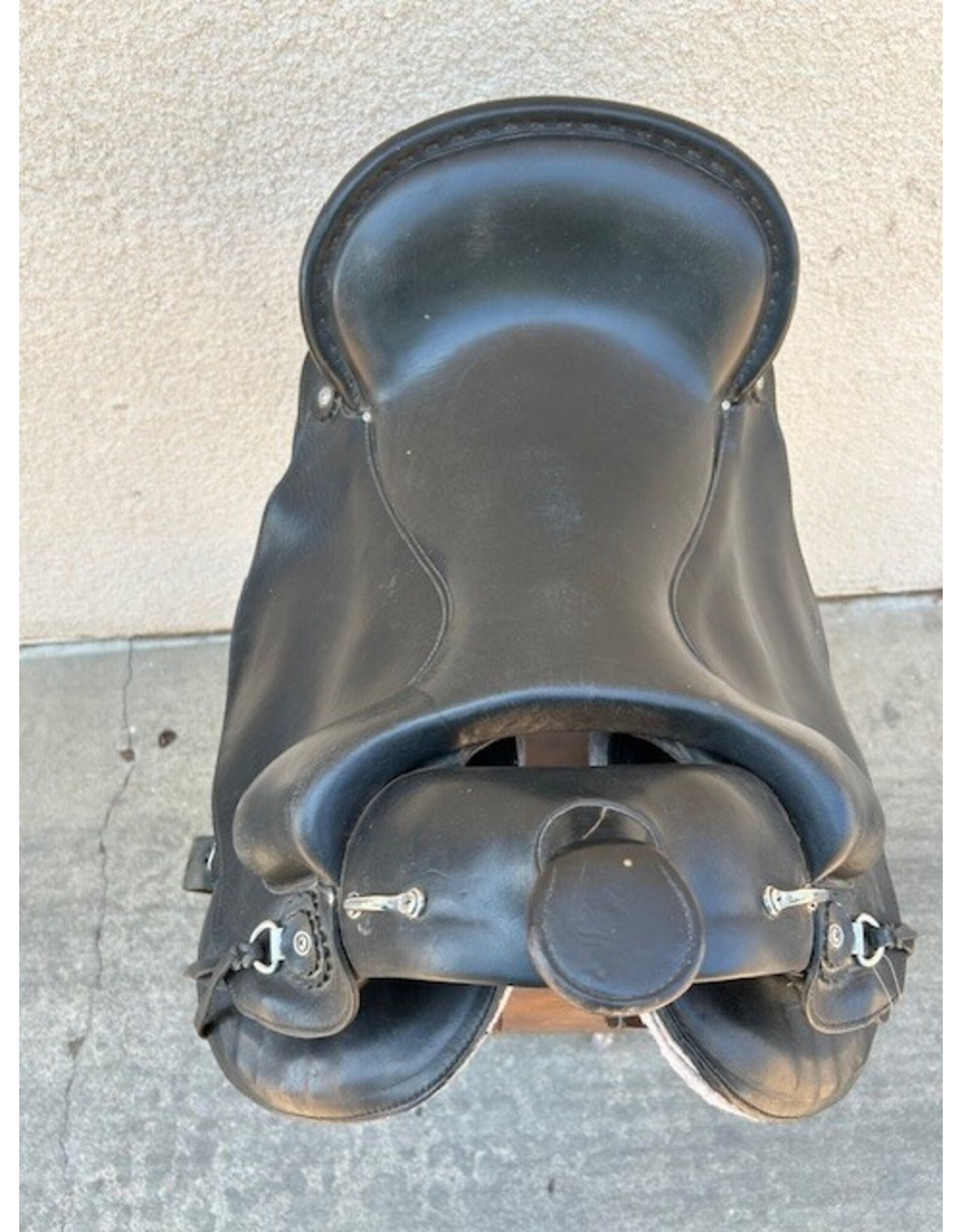 Hill View Farm Orthoflex 16" Seat w/ Fleece Booties